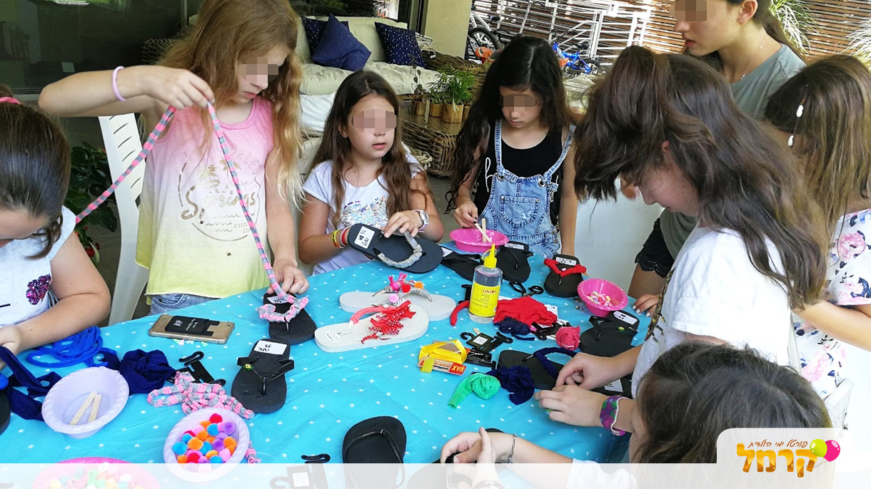 אומנות בחוטים - 073-7579243