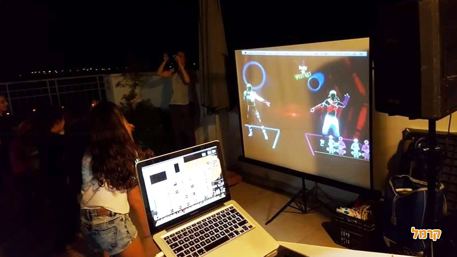 סמייל הפקות - קריוקי והכל הולך - 073-7598894