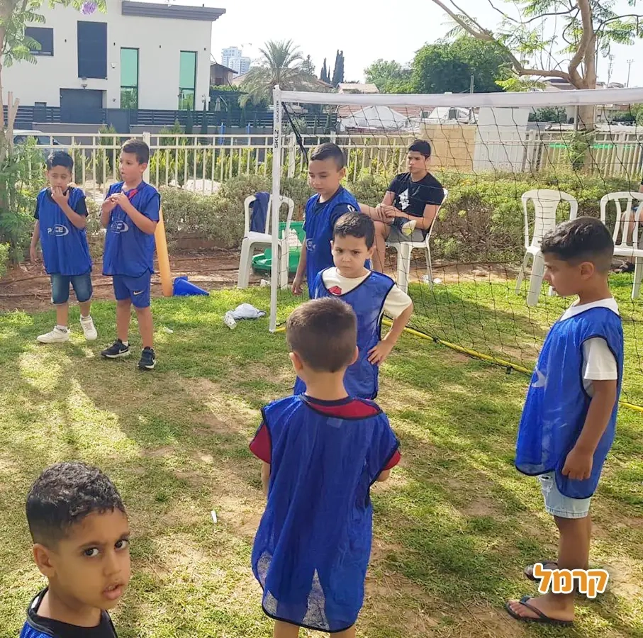 סמייל הפקות - קריוקי והכל הולך - 073-7598894