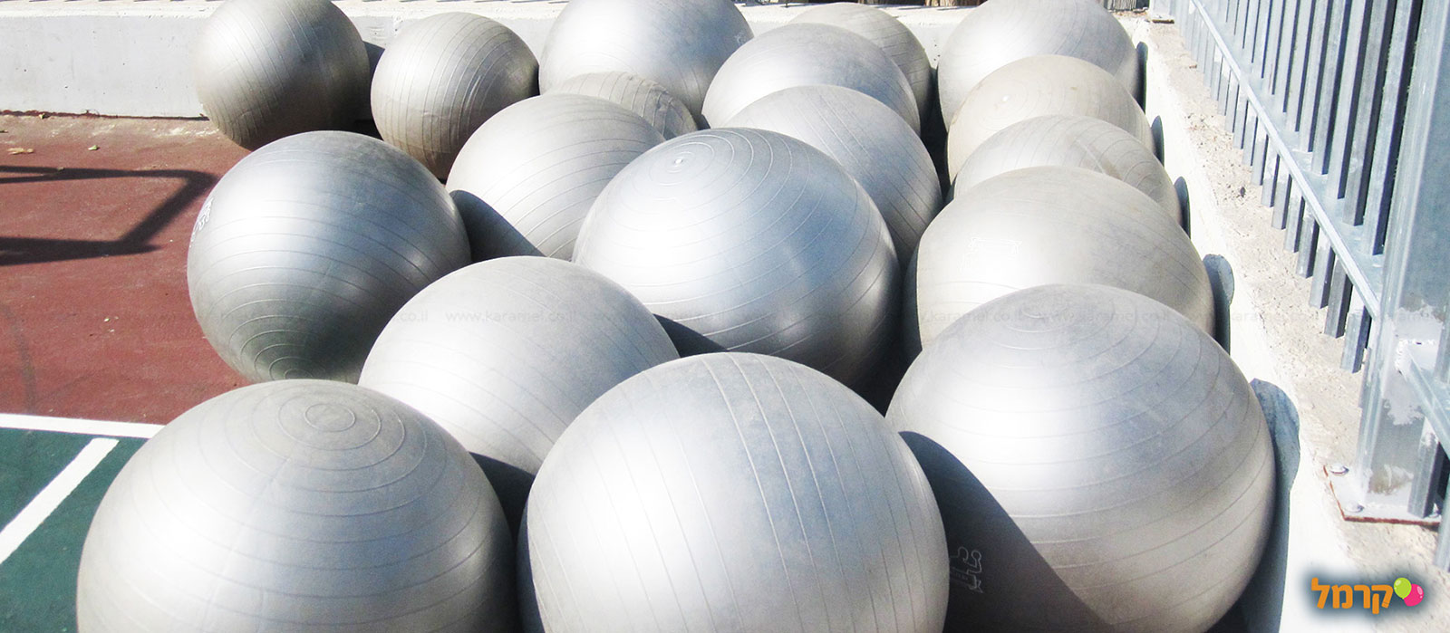 סקייטפארק - חגיגה עם קורקינט - 073-7590778