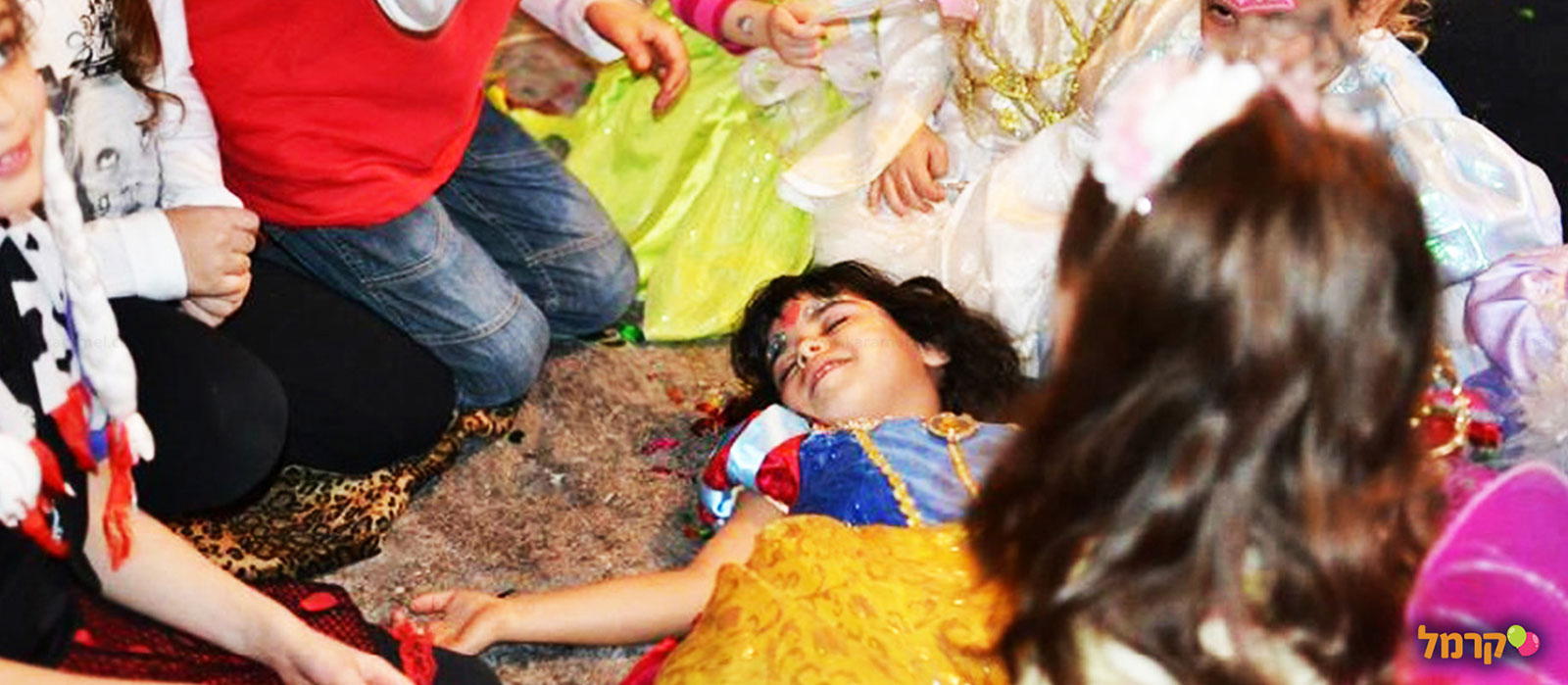 נסיכות ואבירים עם הצגה ותחפושות - 073-7840251