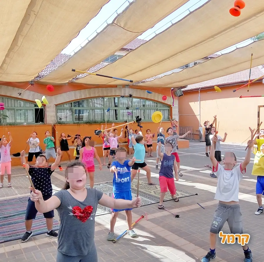 אריאל הקטן - הפעלת קרקס - 073-7842390