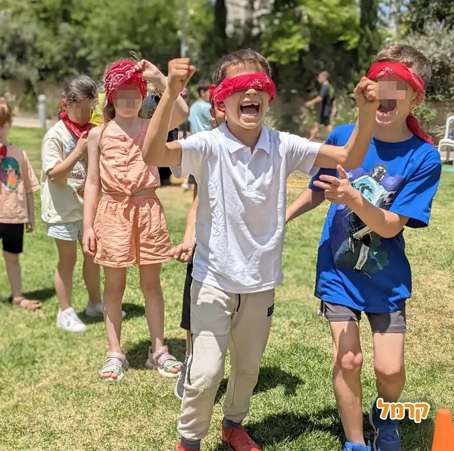 האי של יעל - המירוץ למליון - 073-7842346