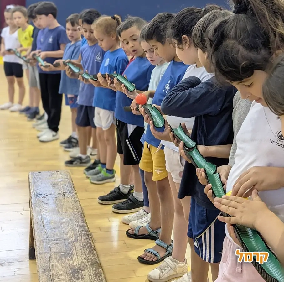 האי של יעל - המירוץ למליון - 073-7842346