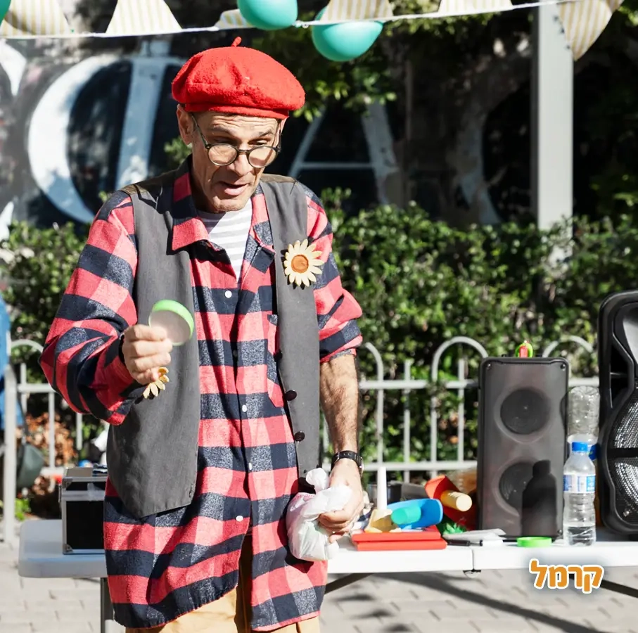 מופע לילדים - מוריס משקפוף - 073-7590509