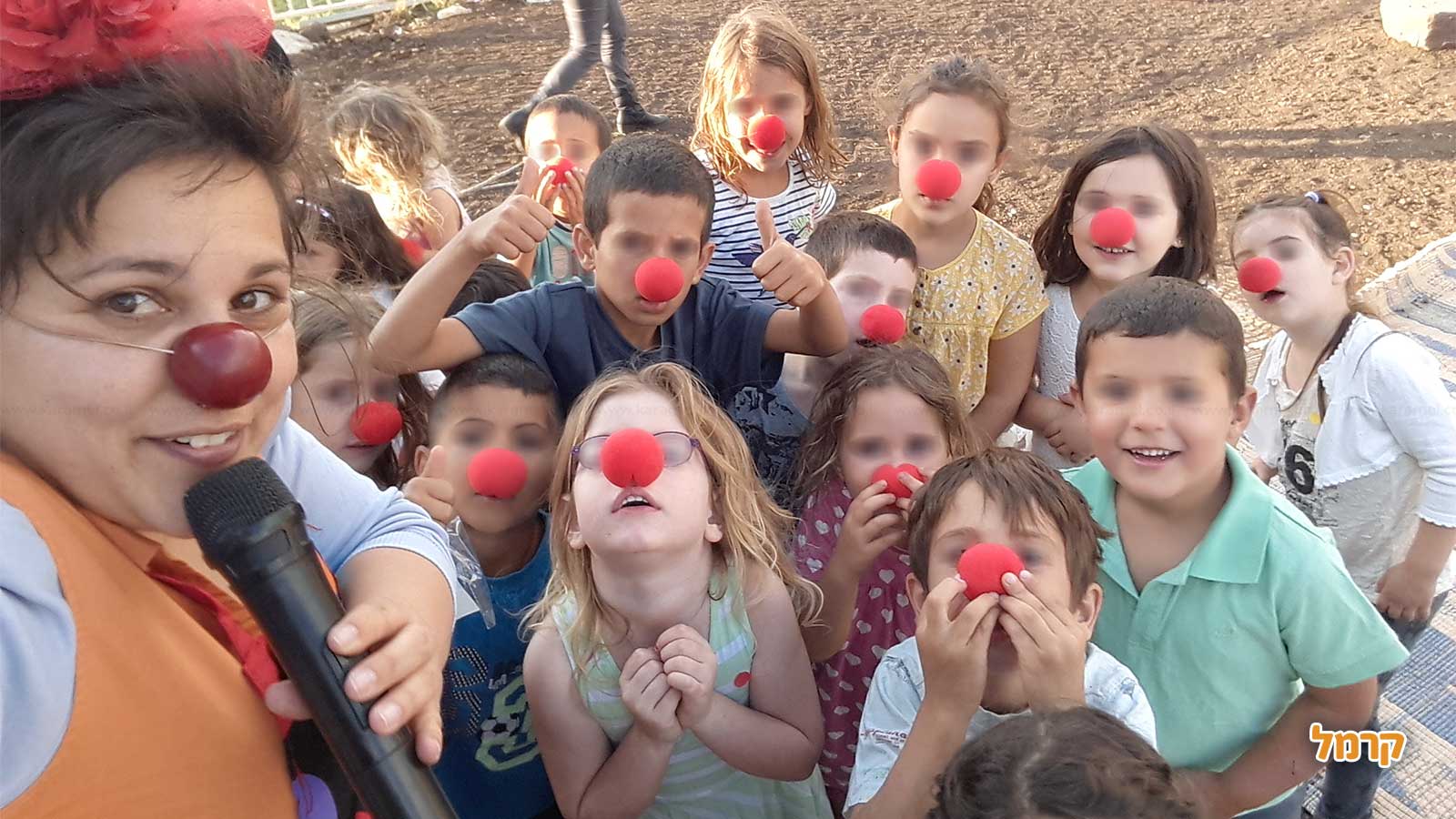 חגיגת ג'אגלינג ולהטוטים מדליקה - 073-7025728