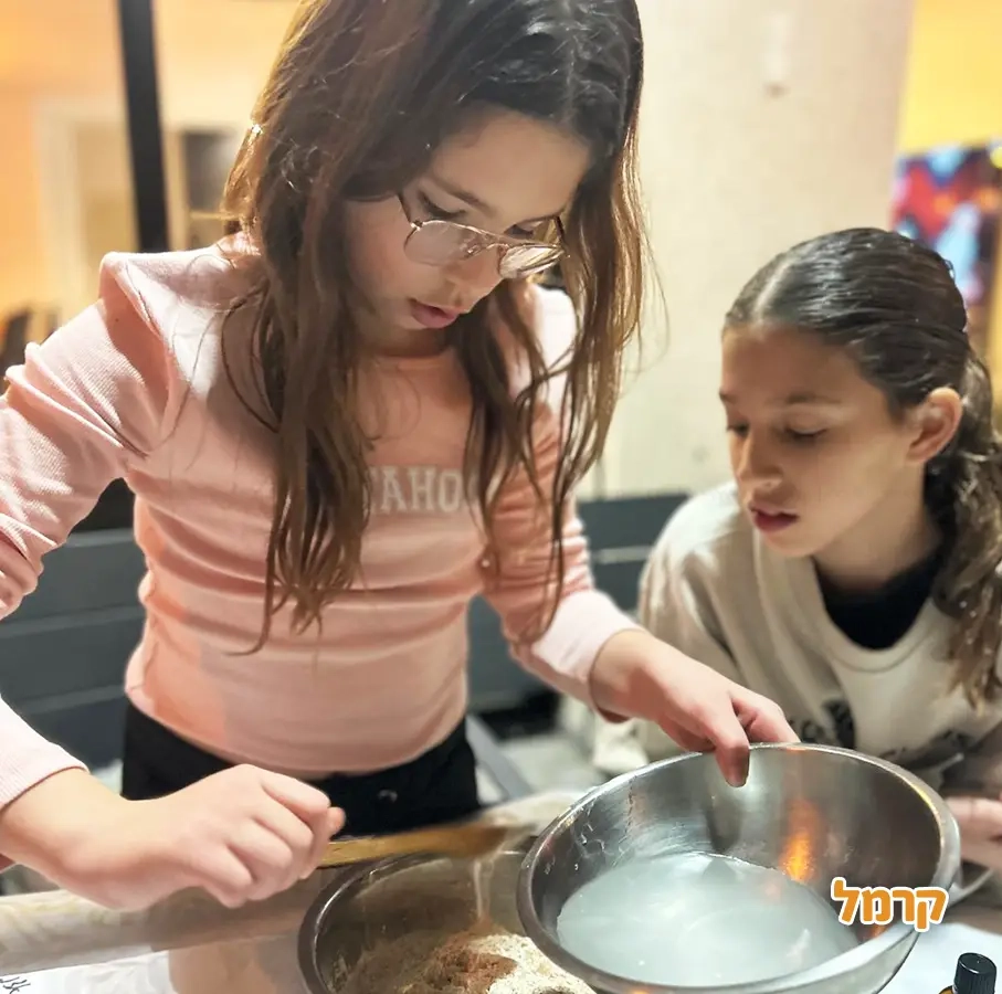 נטורל ביוטי - סדנת טיפוח לבנות - 073-7025422
