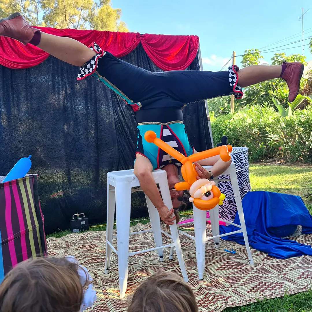 לעוף עם בלונים