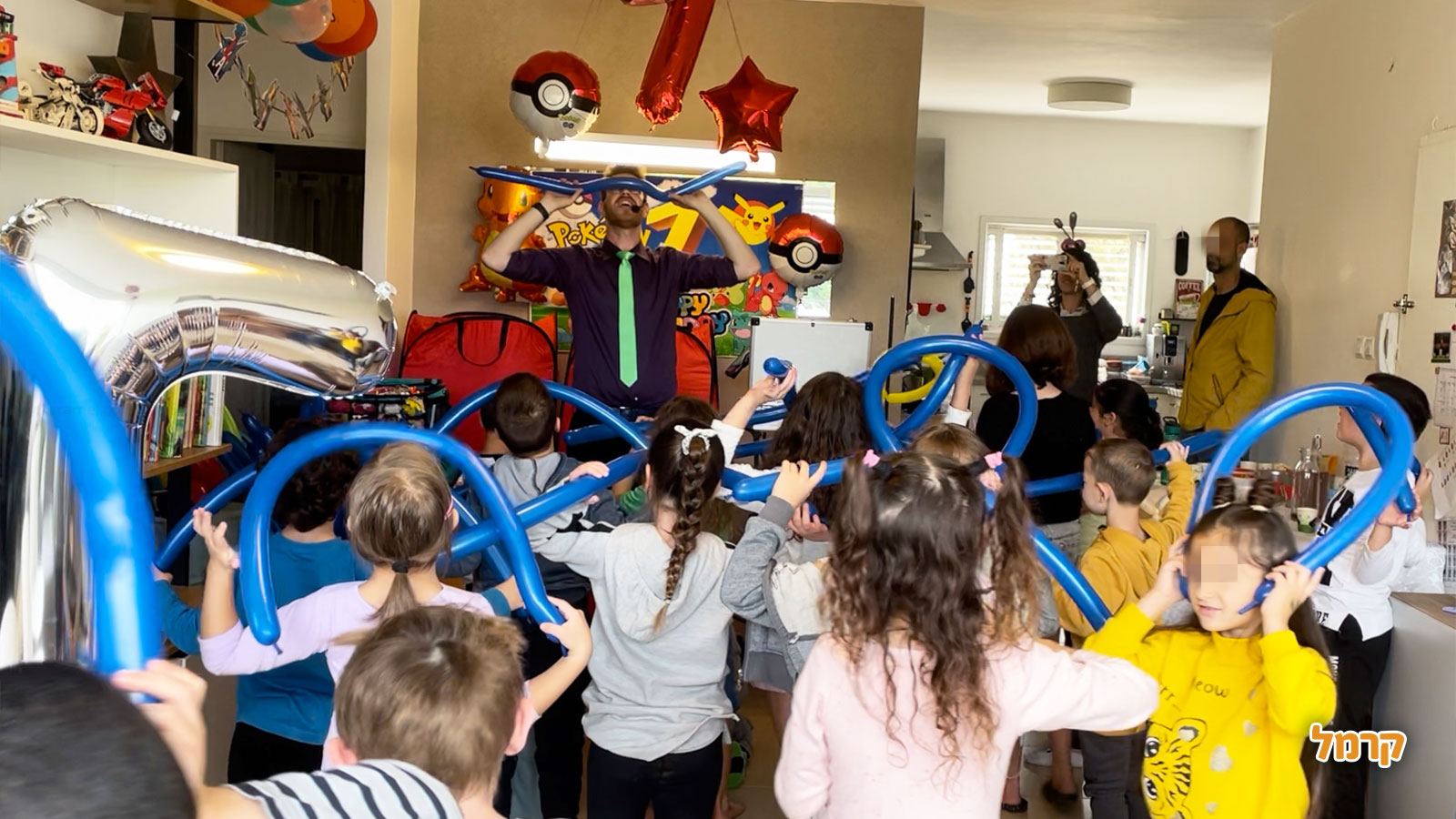 הבלונים הקסומים של תמיר - 073-7823093