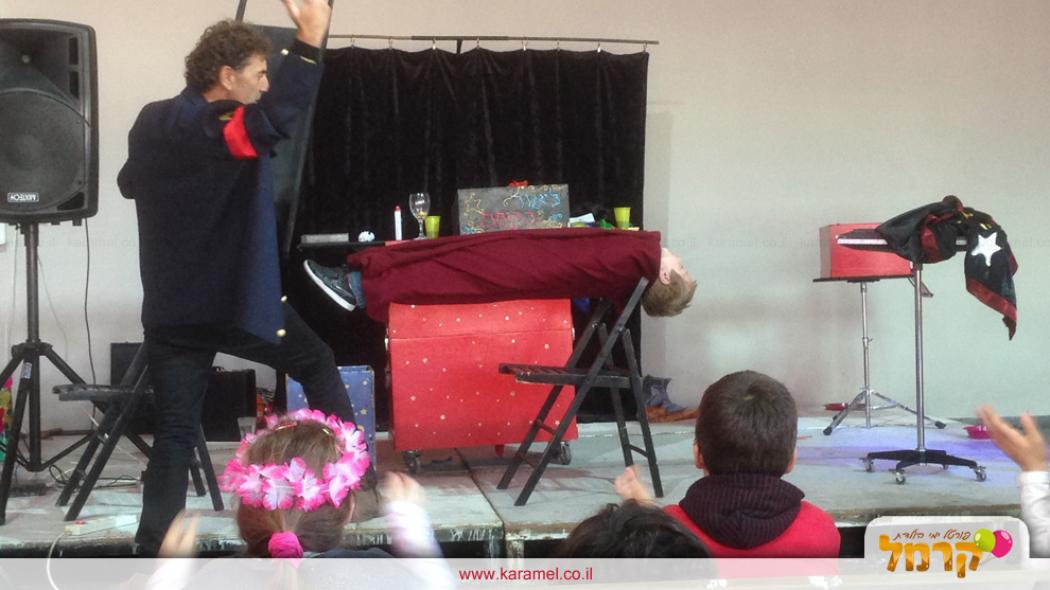 ליאור הקוסם - 1700-55-07-55