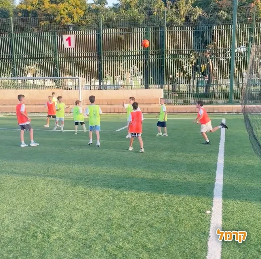 מסיבת כדורגל מטריפה - 073-7578659