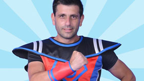 רפי הקוסם וגיבור העל
