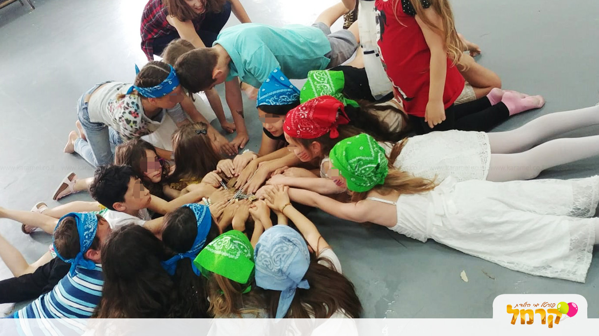 שורדים עם שילת - 073-7585468