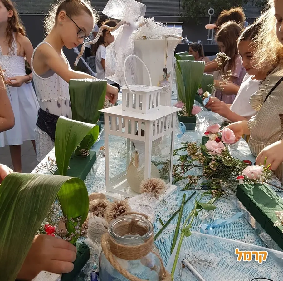 פשוט אוהבת - 073-7585021